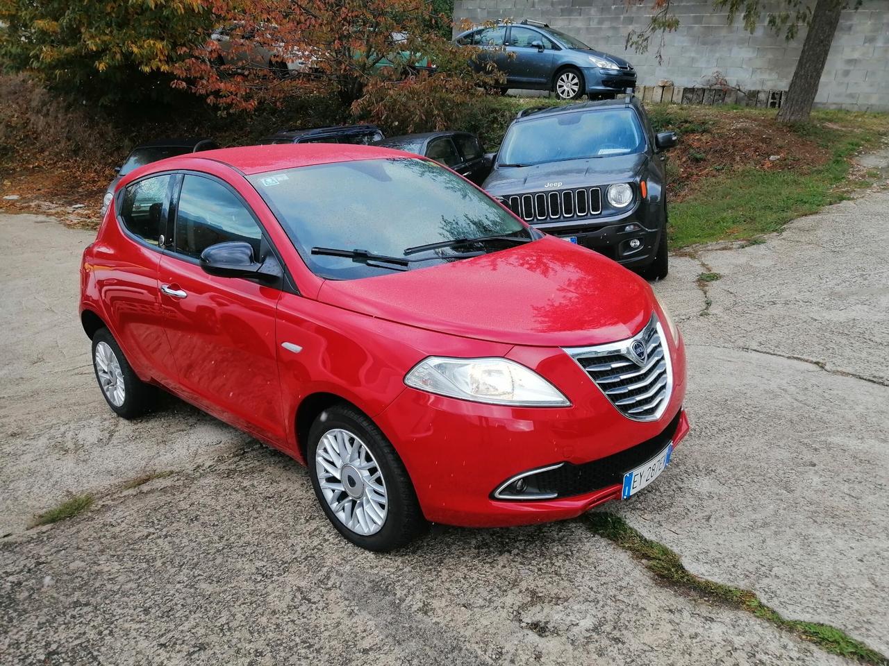 Lancia Ypsilon 1.2 69 CV 5 porte GPL Ecochic Gold