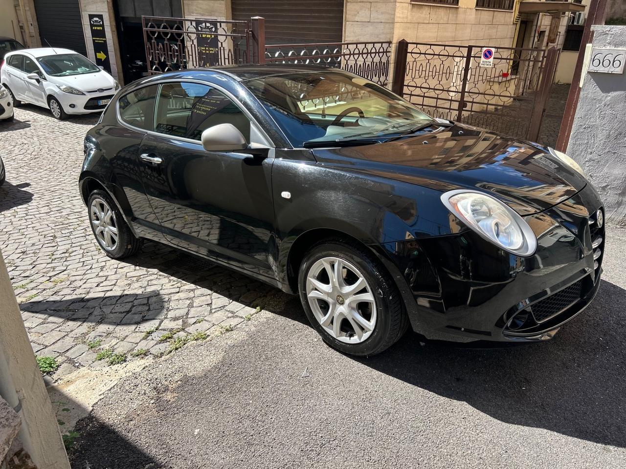 Alfa Romeo MiTo 1.3 JTDm-2 95 CV S&S Distinctive Sport Pack