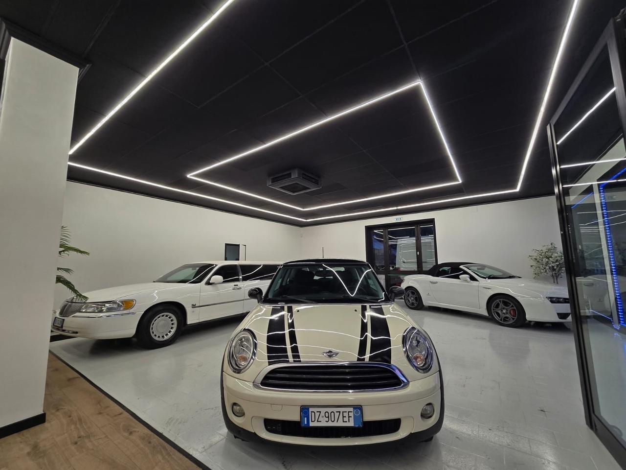 Mini 1.6 16V One (55kW)