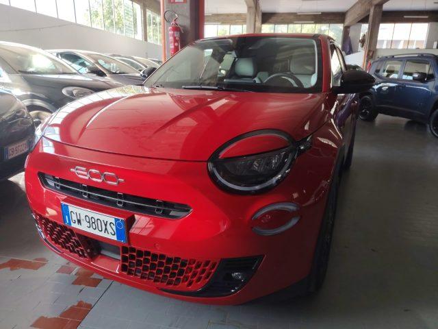 FIAT 600 Hybrid 110 CV DCT MHEV La Prima