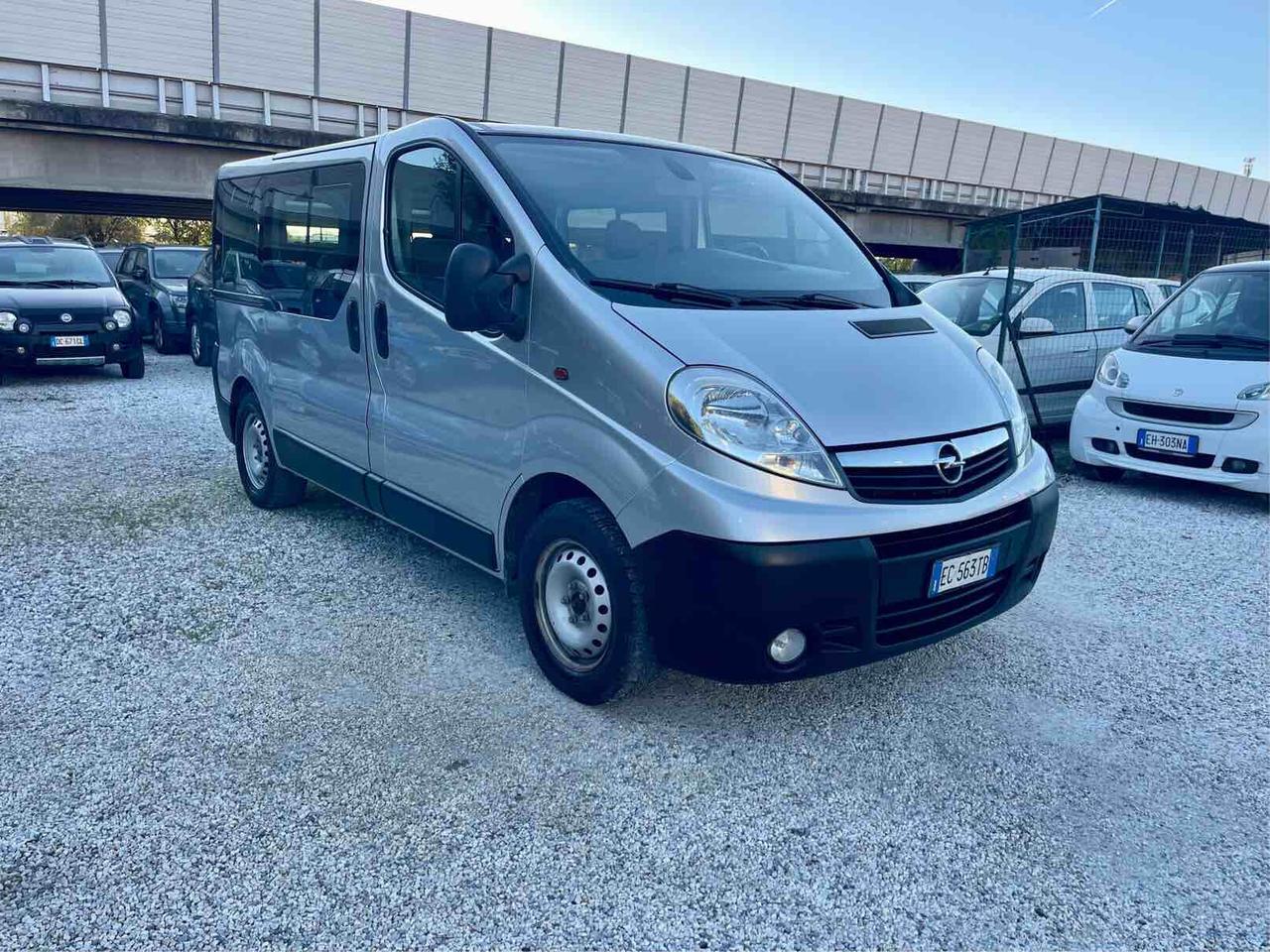 OPEL VIVARO - 2.0 CDTI - 120 CV - 9 POSTI - UNICO PROPRIETARIO