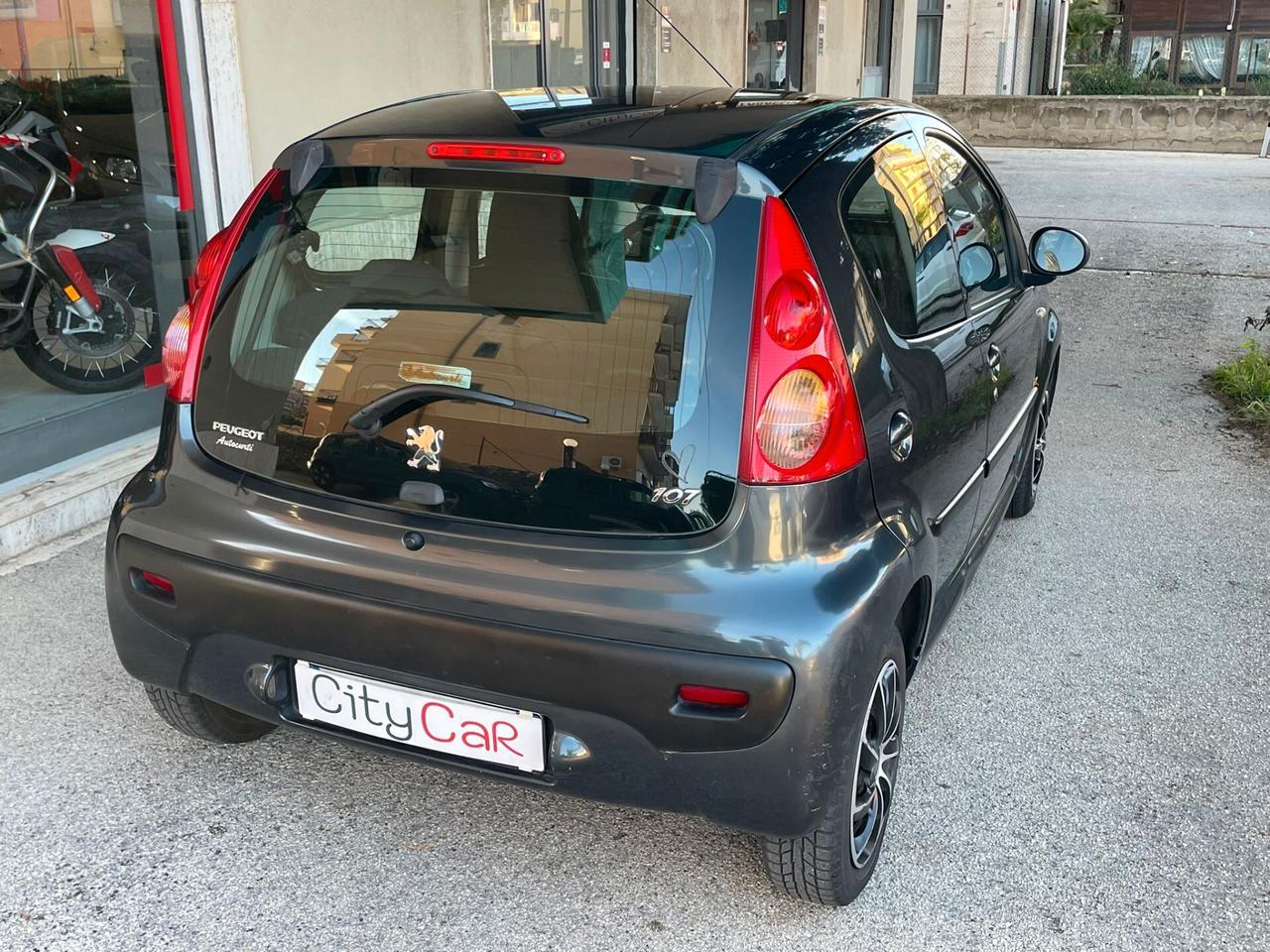 Peugeot 107 1.0 68CV 5p. Sweet Years