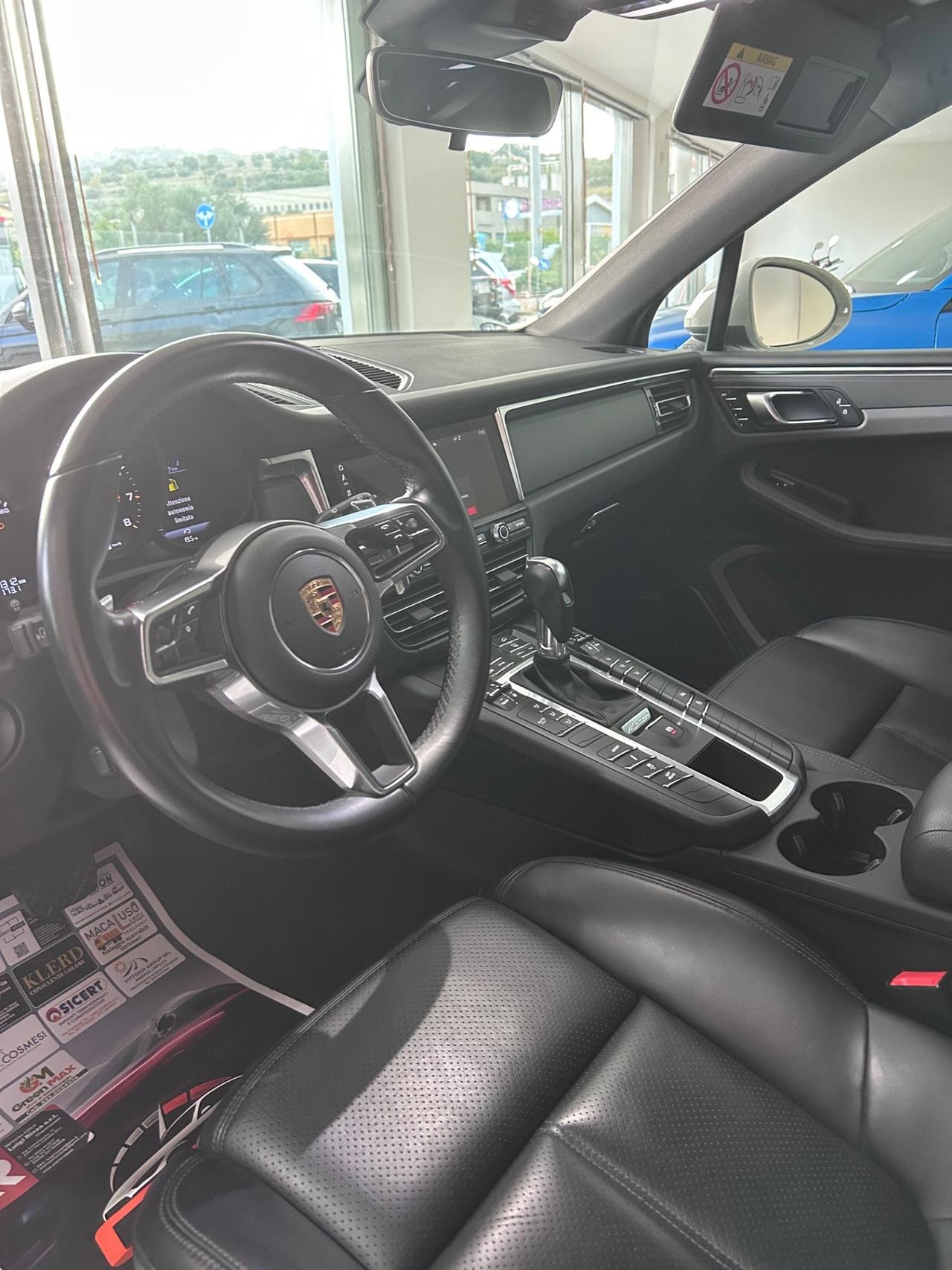 Porsche Macan 2.0 allestimento Full