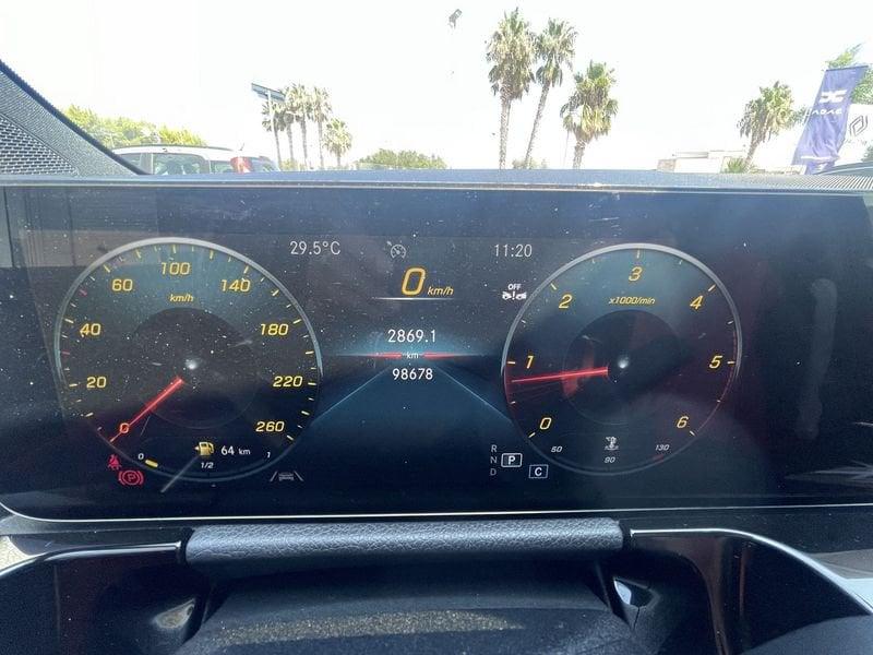 Mercedes-Benz GLA GLA 180 d Automatic Premium