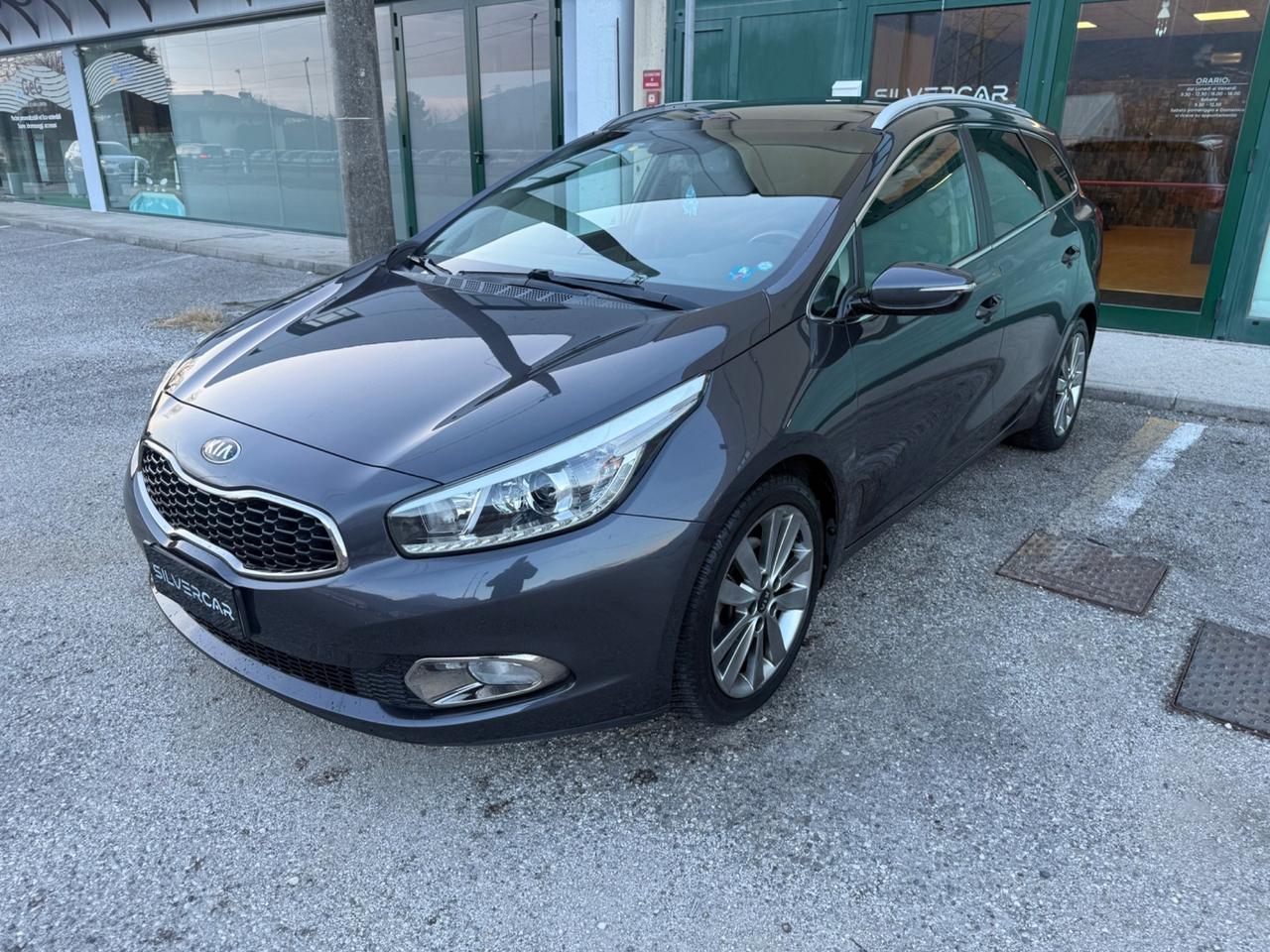 Kia Ceed - 1.6 CRDi 128 CV aut. SW Platinum