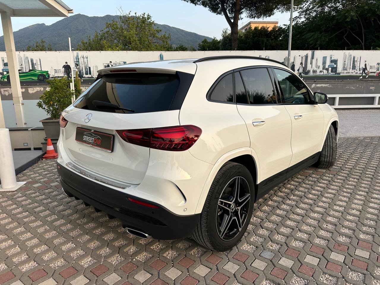 Mercedes-Benz GLA 200 d AMG Line Premium Plus auto