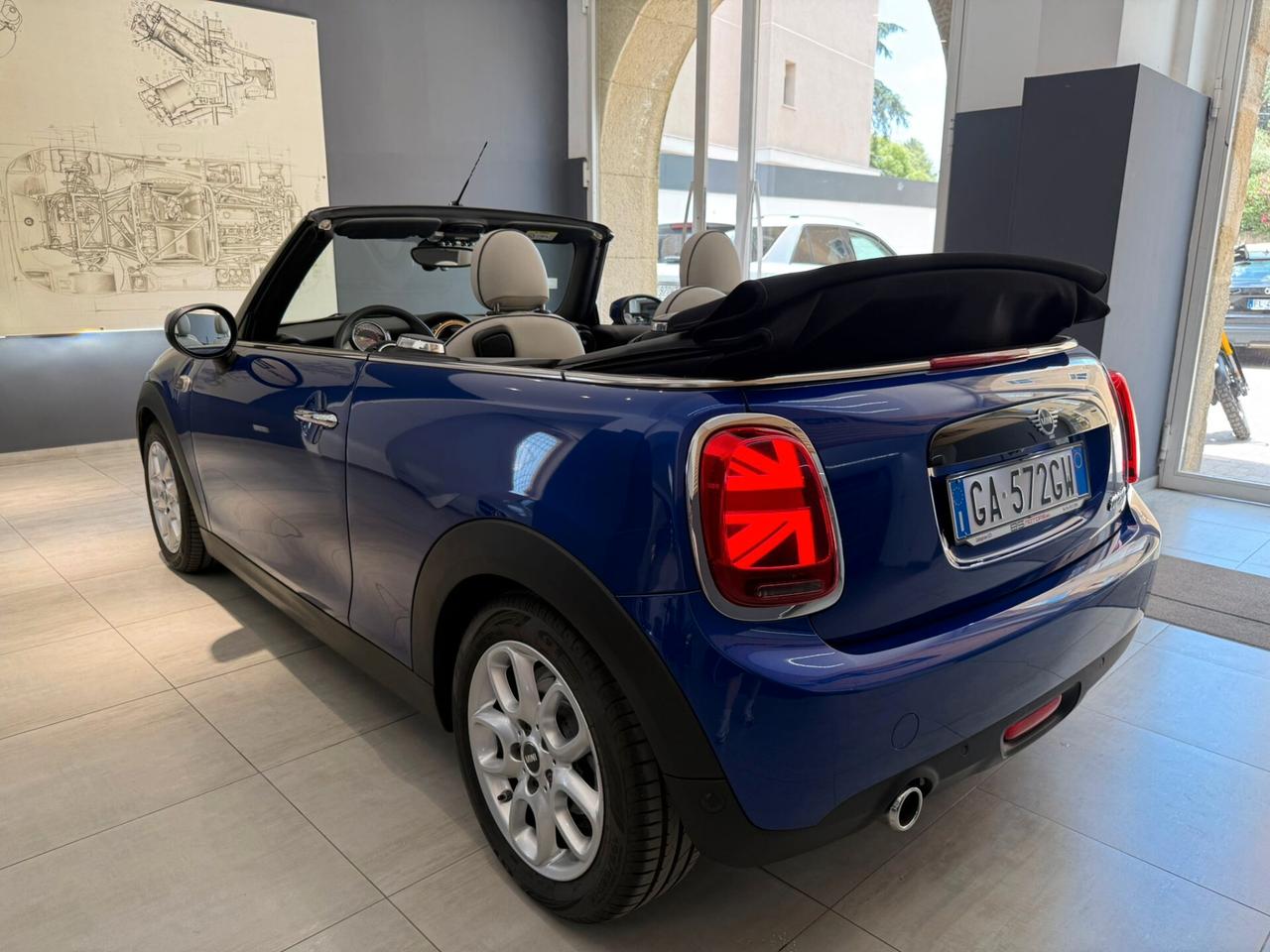 Mini 1.5 Cooper Hype Cabrio automatica