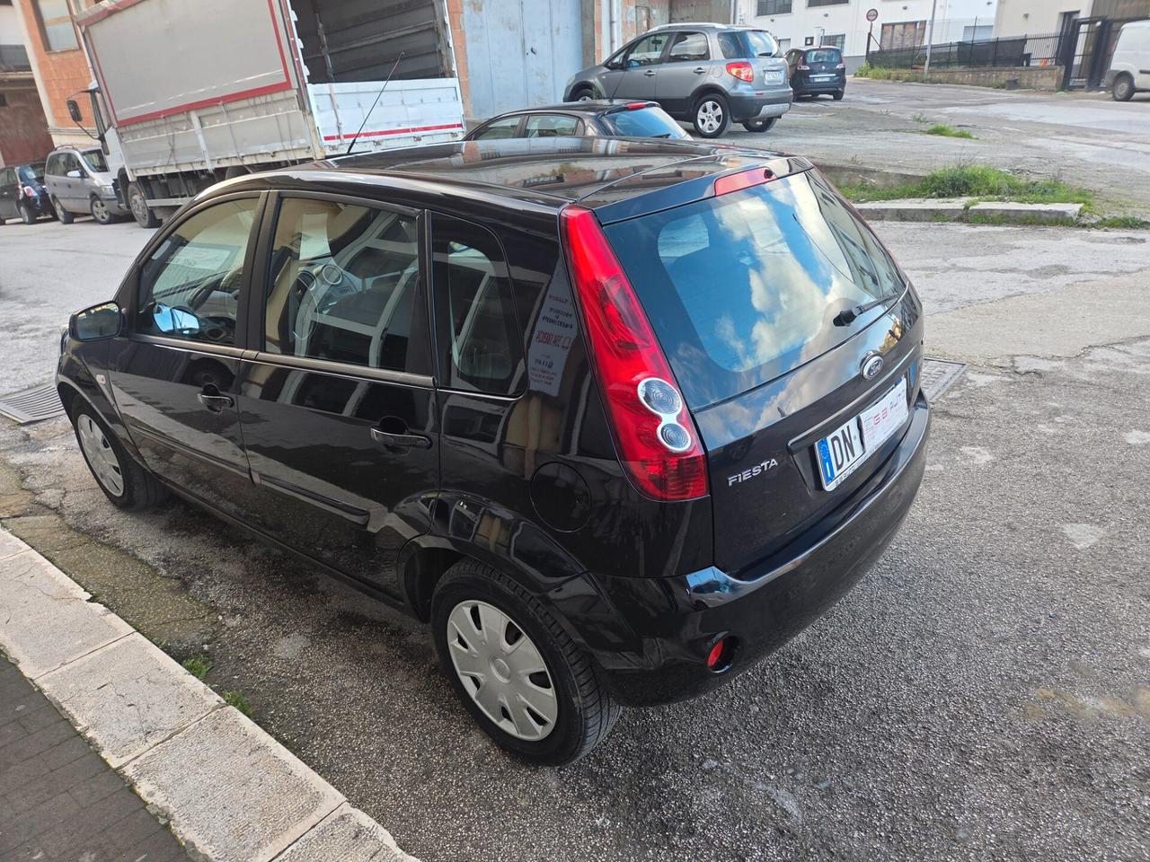 FORD FIESTA 1.4 TDCI 70 CV SOLI KM 100000 CERTIF