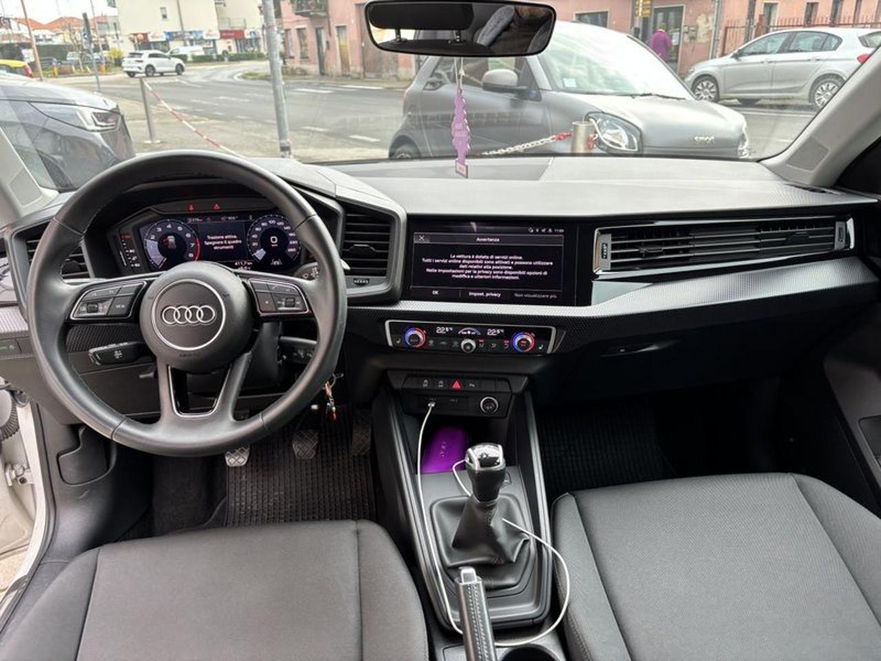 Audi A1 allstreet 30 TFSI APP CONNECT-16"
