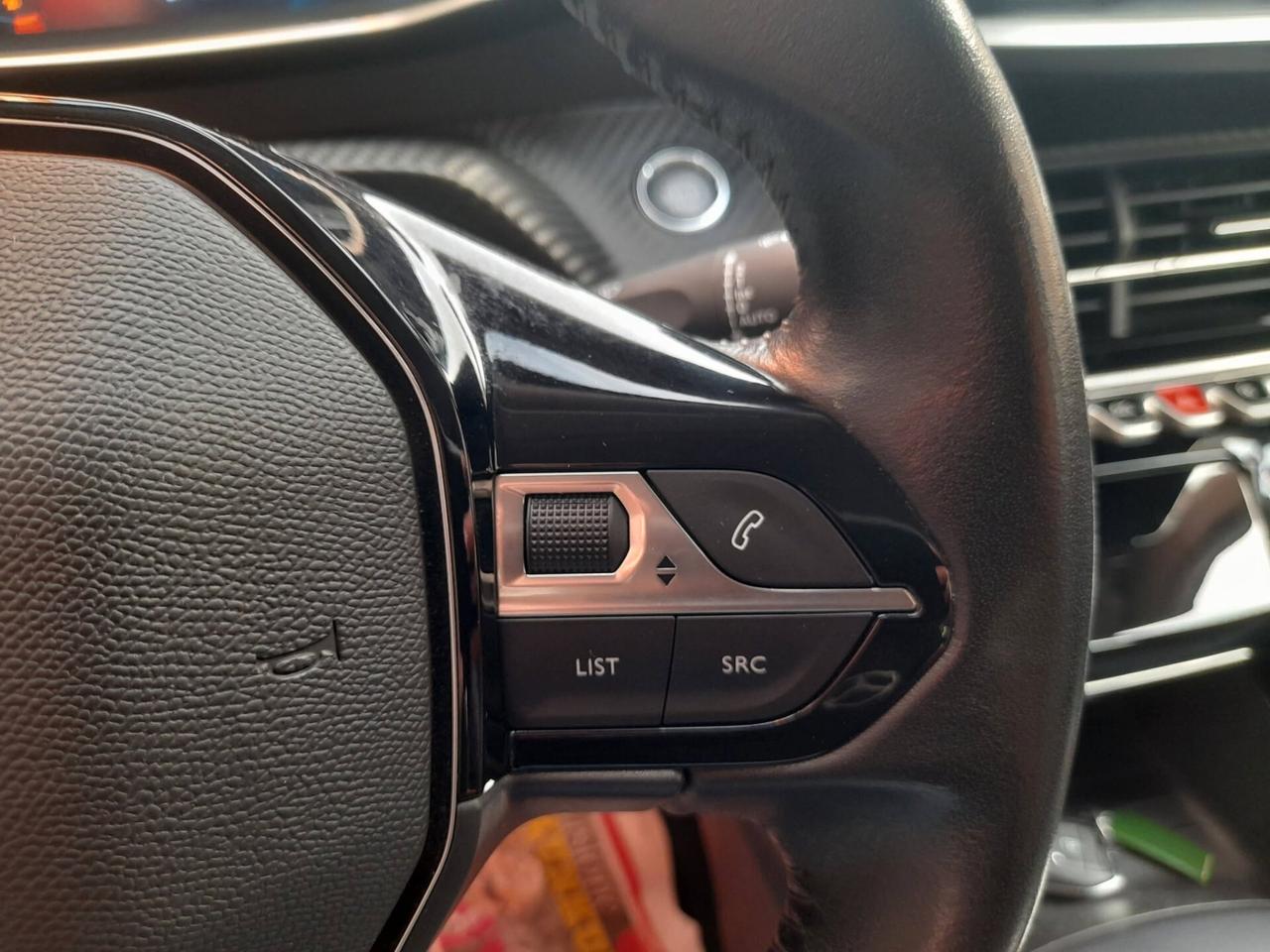 PEUGEOT 2008 1.5 BLUEHDI ALLURE