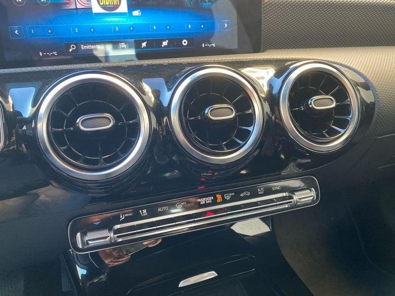 Mercedes-Benz Classe A A 180 d Sport auto