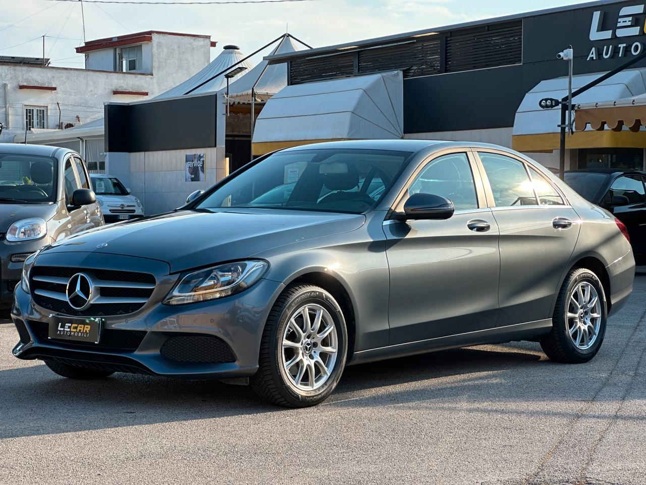 MERCEDES-BENZ C 180 d Auto Business