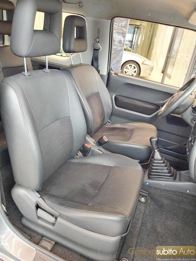 SUZUKI Jimny 1.5 DDiS cat 4WD (Garanzia 12 Mesi)