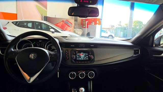 Alfa Romeo Giulietta Giulietta 1.4 t. Distinctive 120cv E6