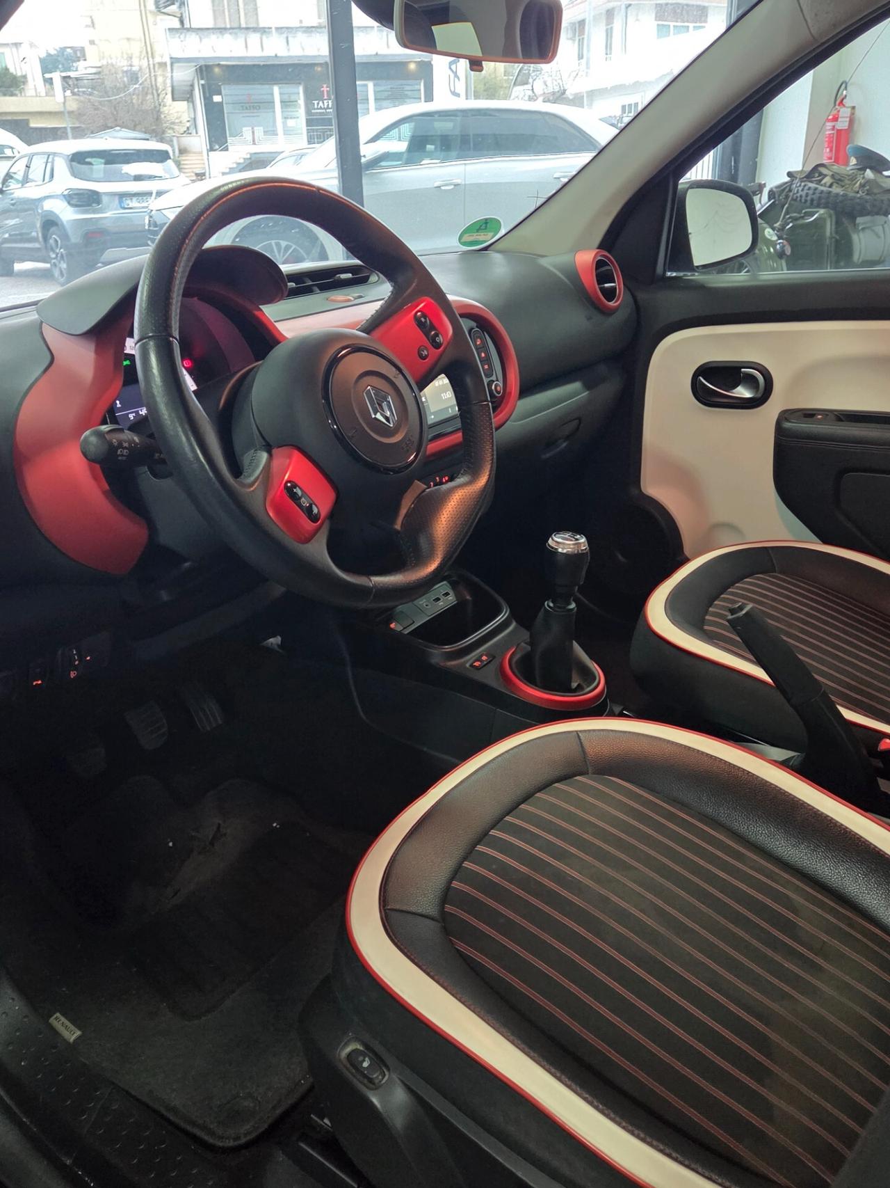 Renault Twingo SCe 65 CV