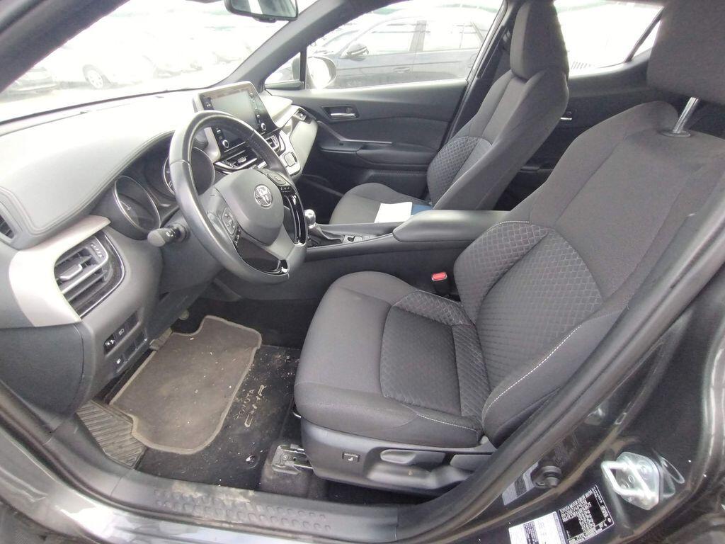 Toyota C-HR 1.8 HYBRID NAVI+FULL LED+RCAM+PRIVACY+CRUISE+ADAS