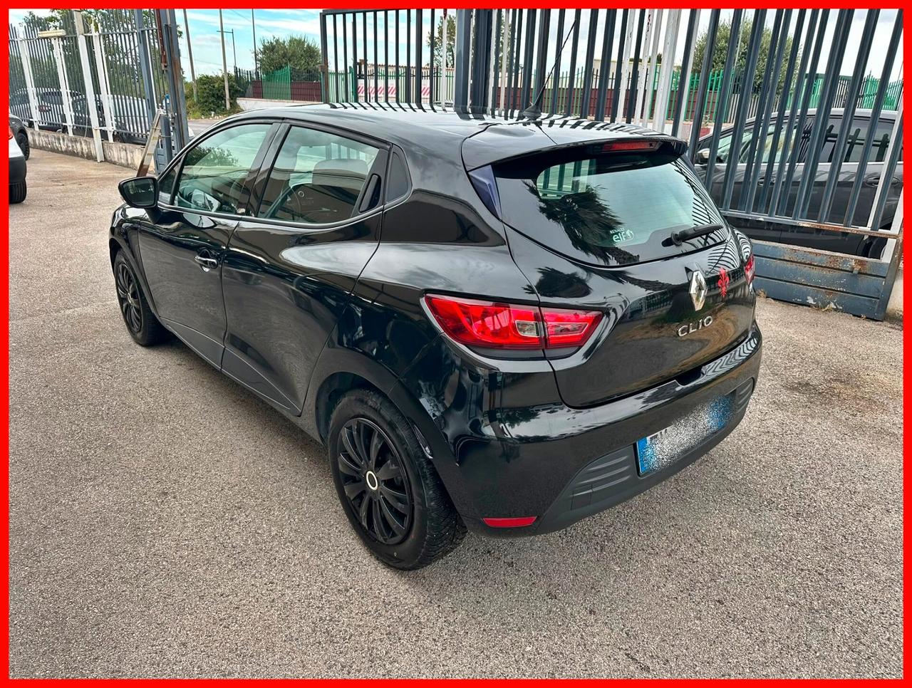 Renault Clio 1.2 75CV 5 porte Zen