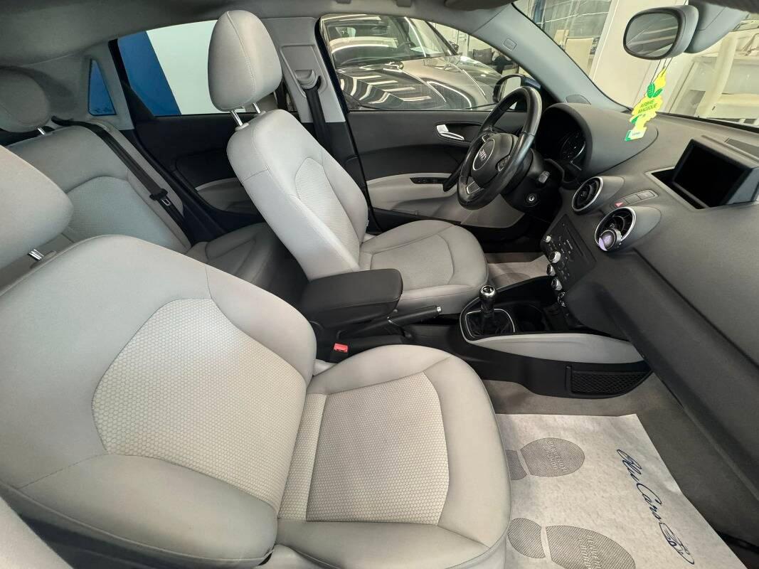 Audi A1 1.6 tdi Ambition 105cv