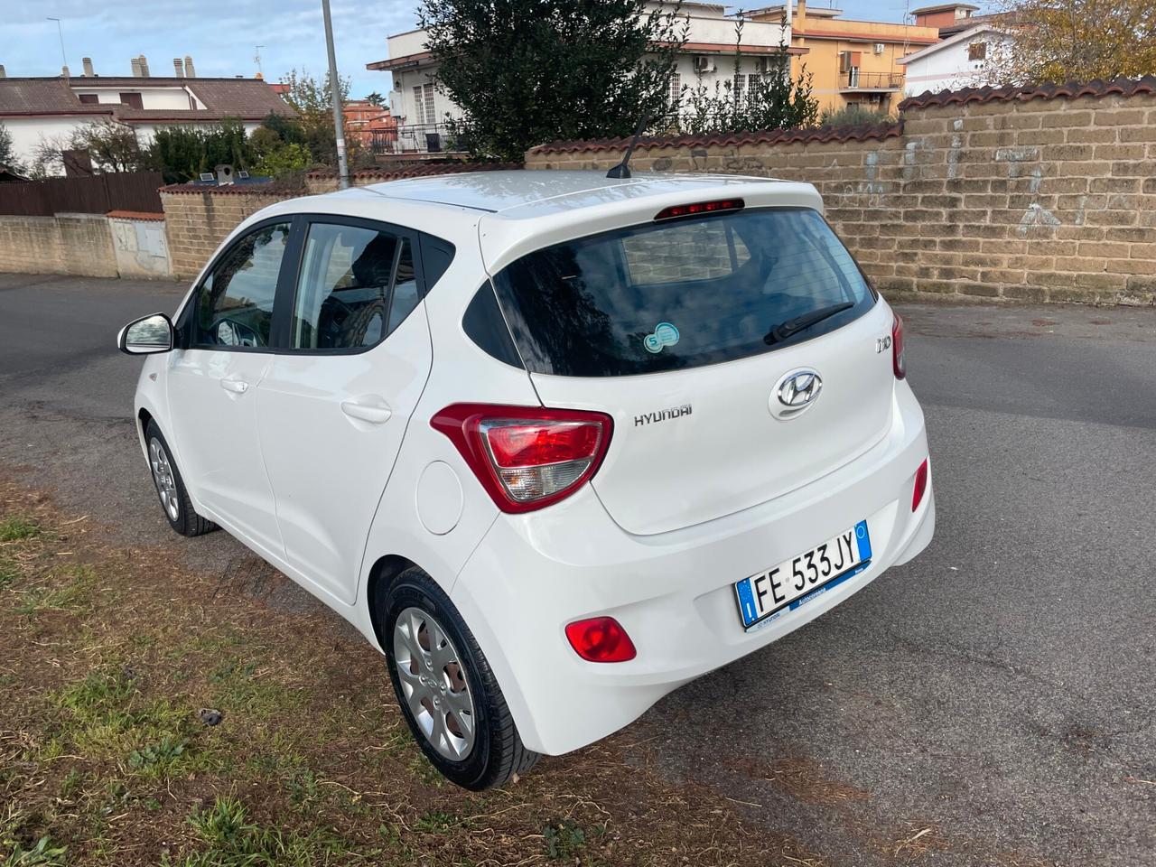 Hyundai i10 neopatentati