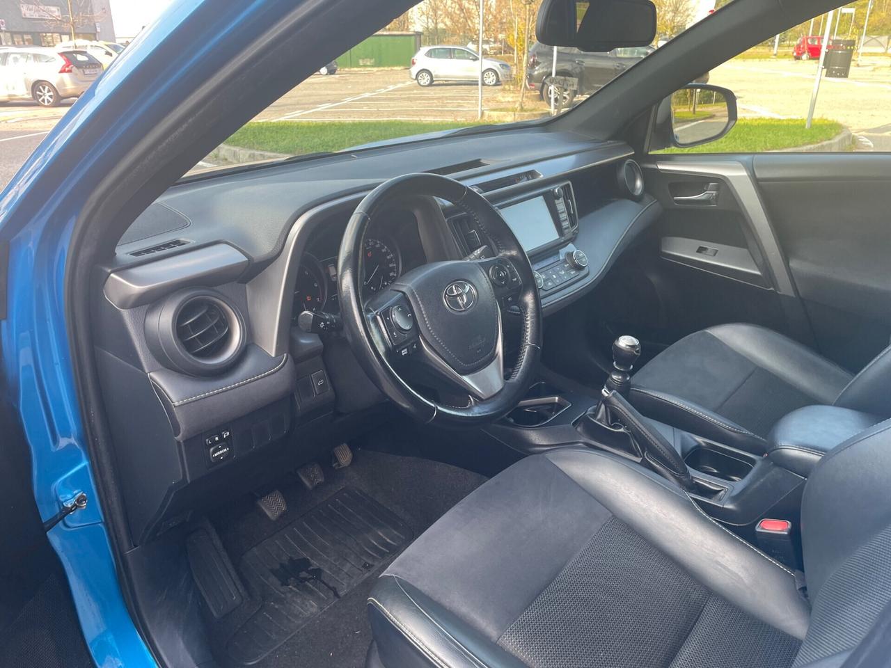 Toyota RAV 4 RAV4 2.0 D-4D 2WD*Neopatetati*Euro6B*Libro service