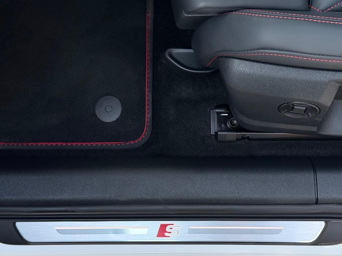 Audi A3 Sportback 40TDI 200CV Quattro S-line Identity Black