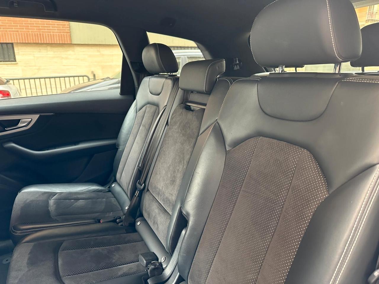 Audi Q7 3.0 272 CV quattro tiptronic S Line *FULL*