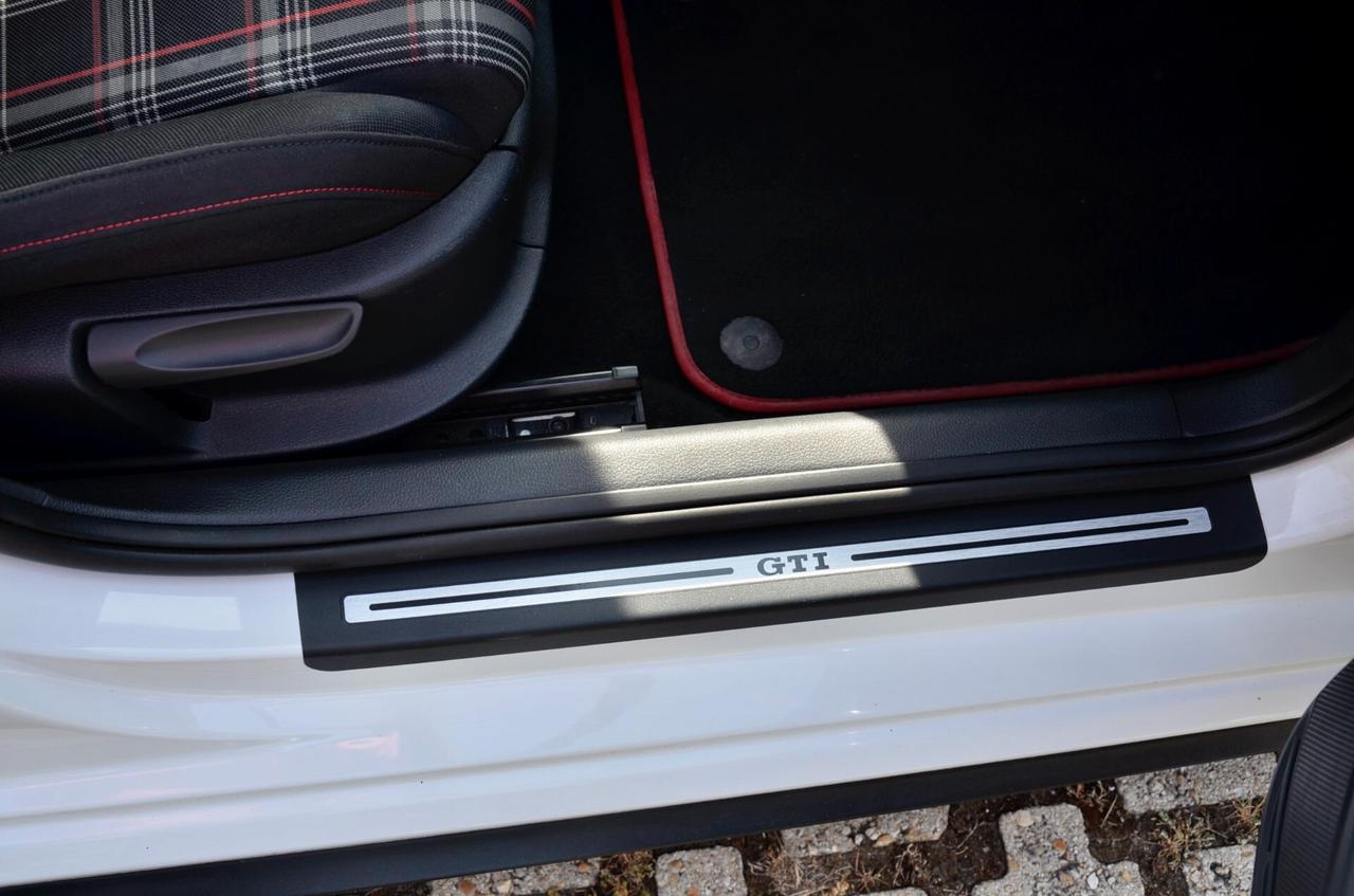 VOLKSWAGEN POLO GTI 5p 1.8 BM 192cv DSG, UFF ITALIANA, FARI LED, APPLE ANDROID, EURO 6B, PERMUTE