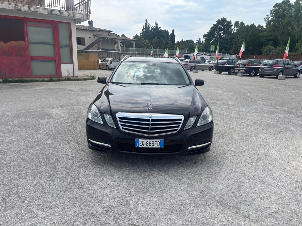 Mercedes-benz E 220 CDI BlueEFFICIENCY Avantgarde