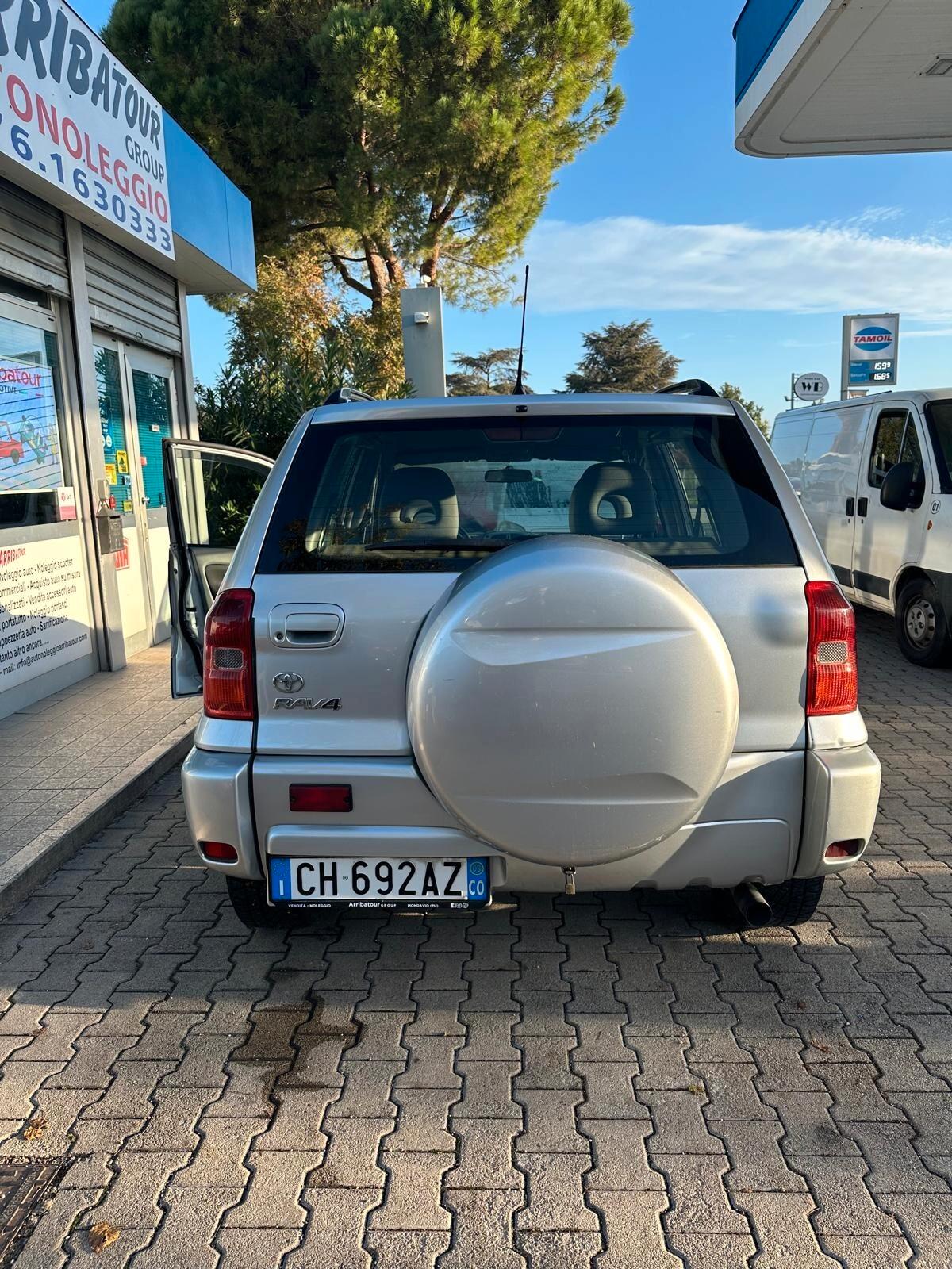Toyota RAV 4 RAV4 2.0 Tdi D-4D cat 5 porte Sol