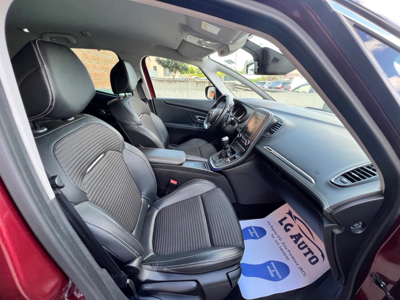 Renault Scenic Scénic Blue dCi 120 CV EDC Initiale Paris