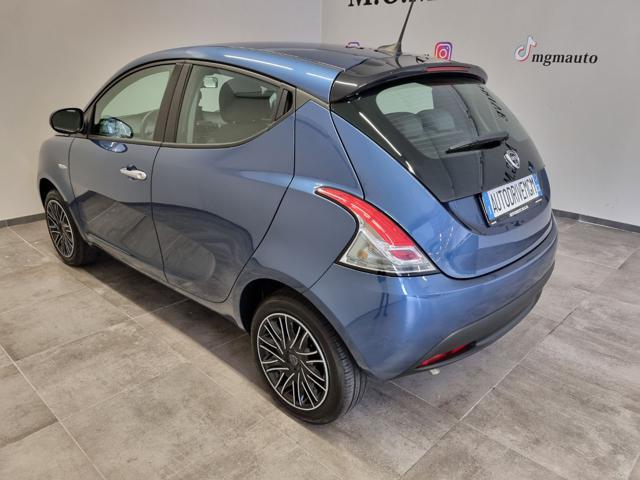 LANCIA Ypsilon 1.0 FireFly 5 porte S&S Hybrid Oro