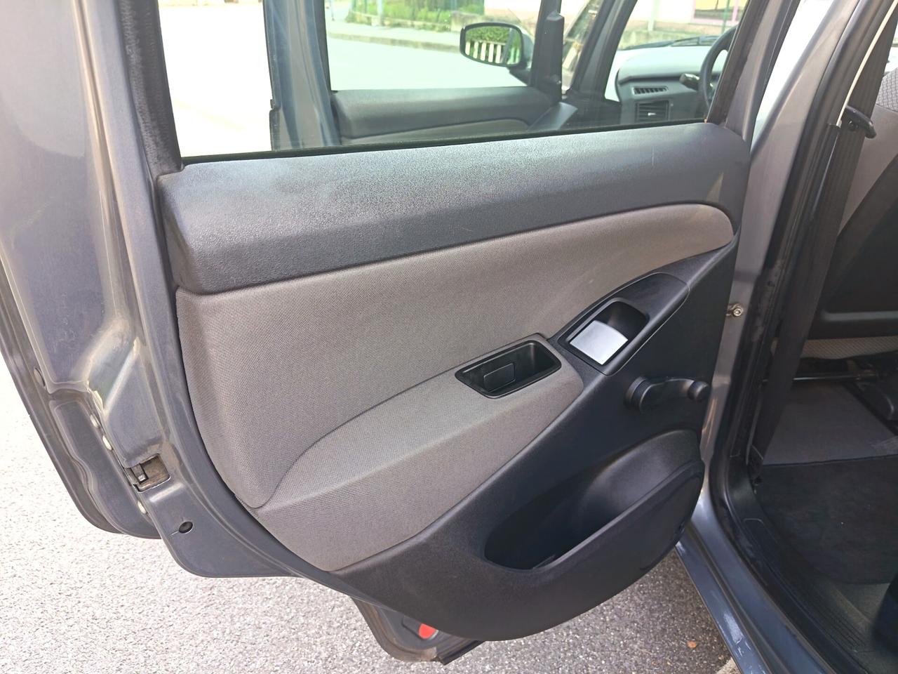 Fiat Idea 1.2 16V BlackLabel