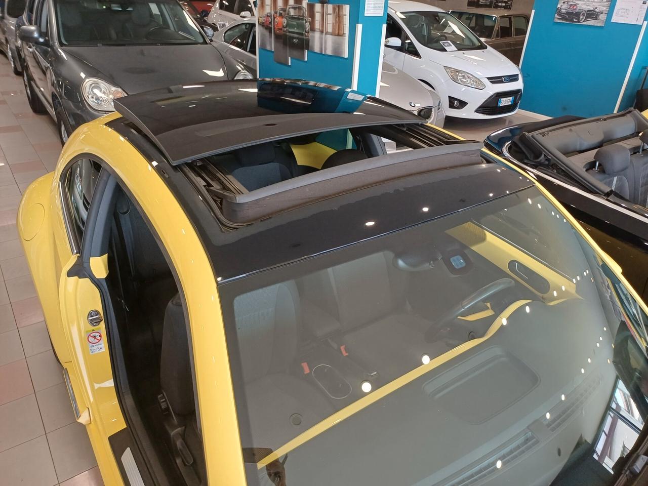 Volkswagen Maggiolino 1.2 TSI Design adatta a neopatentati