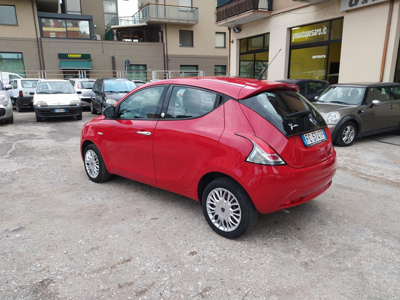 Lancia Ypsilon 1.2 69 CV 5 porte GPL Ecochic Silver Neopatentati