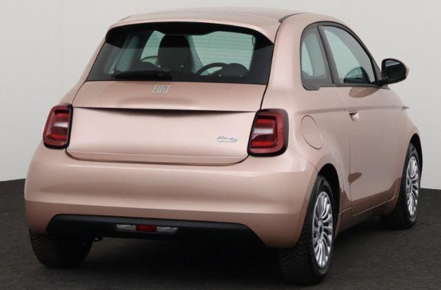 FIAT 500e Berlina 42 kWh Icon