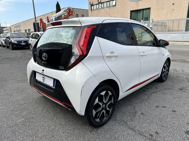 Toyota Aygo 1.0 VVT-i x-clusiv