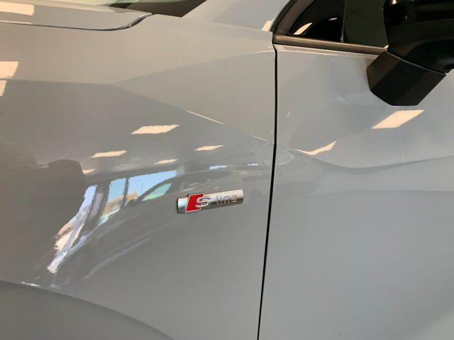 AUDI Q2 30 TFSI S line Edition Identity Black