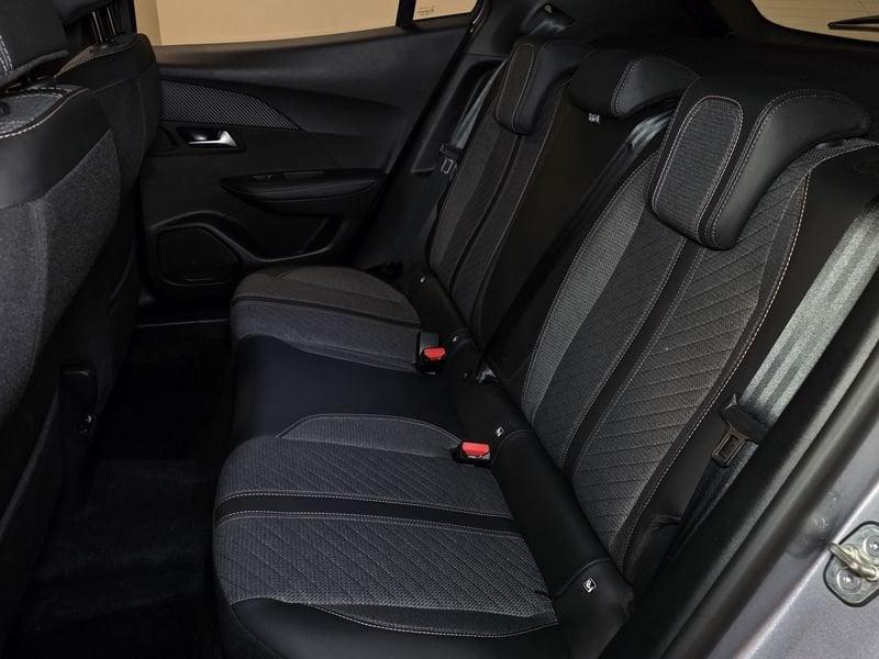 Peugeot 2008 PureTech 100 Allure S/S NAVI +Pack Vision con riro usato e bonus Easy go'