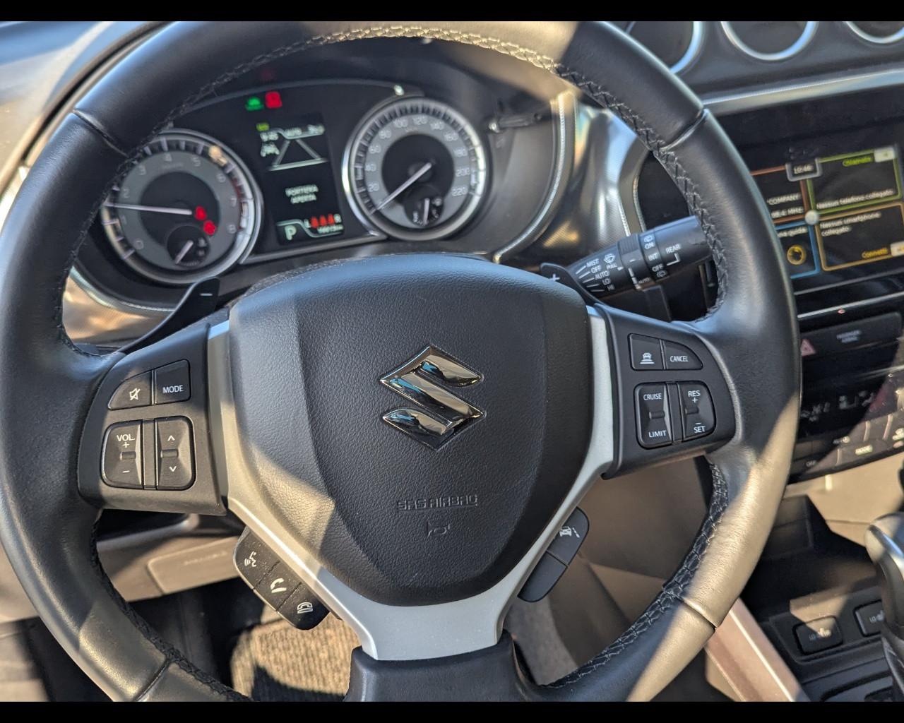 SUZUKI Vitara (2015) - Vitara 1.5 Hybrid A/T 4WD AllGrip Starview