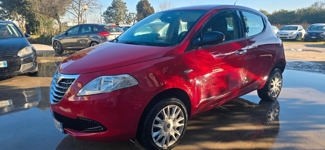 Frezione nuova colaudo x4anni batteria nuova revisione x2 anni 85 CV 5 porte Metano Ecochic Gold