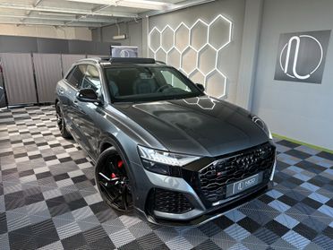 Audi Q8 50 TDI 286 CV allestimento RSQ8