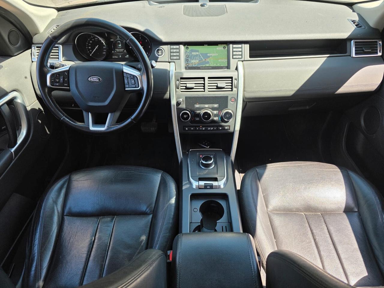 Land Rover Discovery Sport 2.0 240 CV HSE R-Dynamic 7 posti