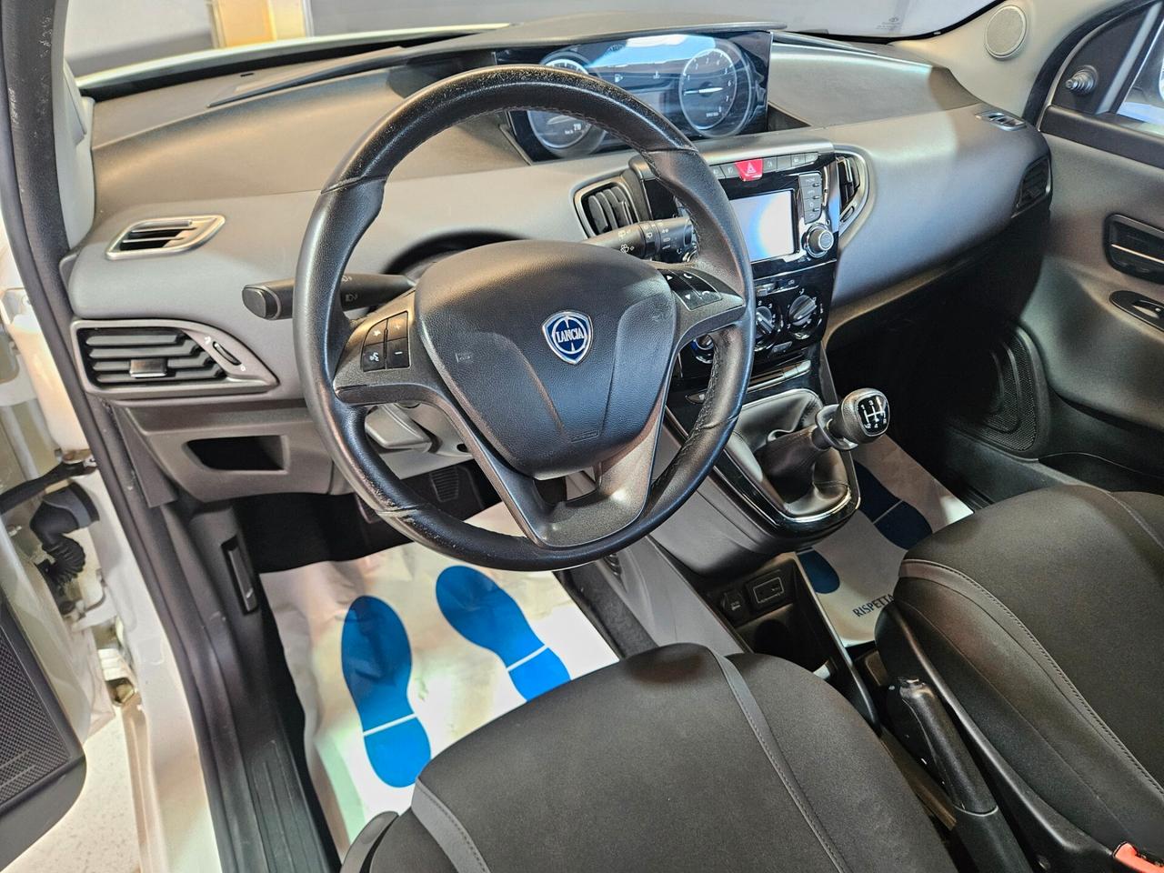 Lancia Ypsilon 1.2 Platinum 69cv E6