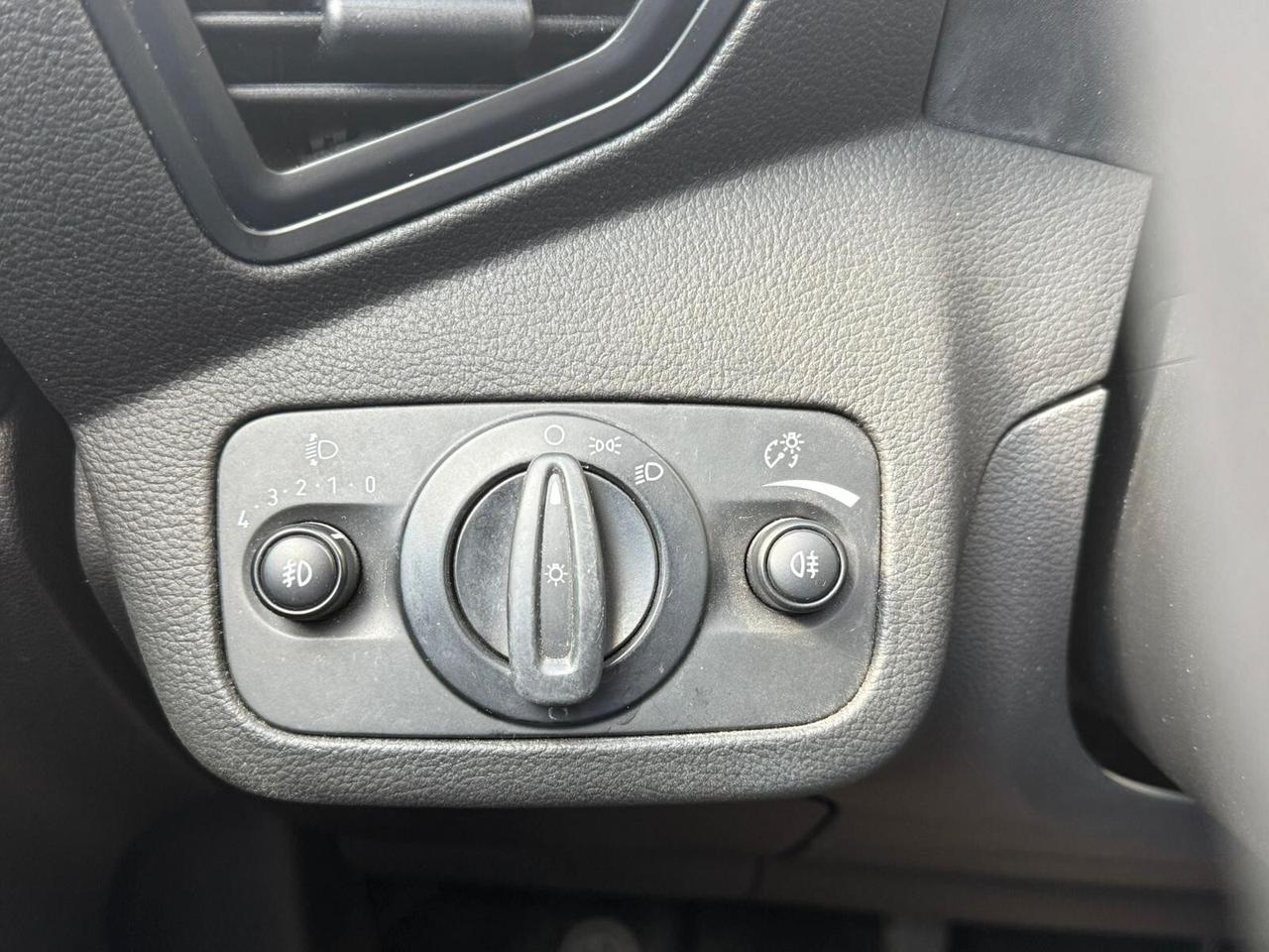 FORD C-MAX 1,5 TDCI 95 CV TITANIUM MAN 5P