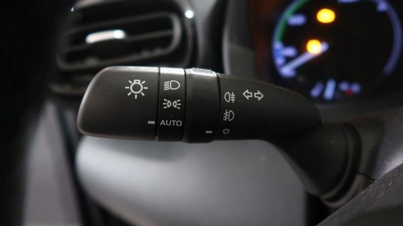 Toyota Yaris Yaris 1.5 Hybrid 5 porte Business