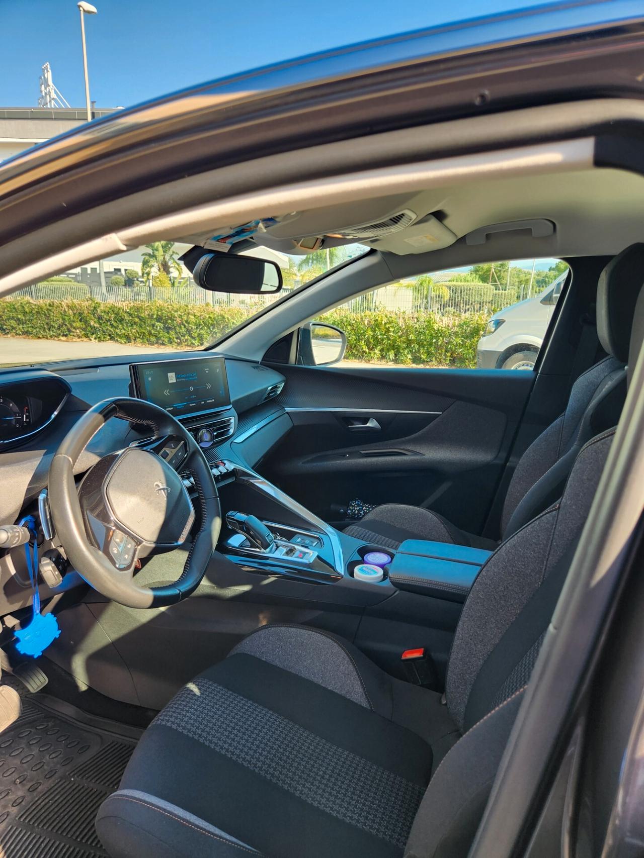 Peugeot 3008 BlueHDi 130 S&S Active