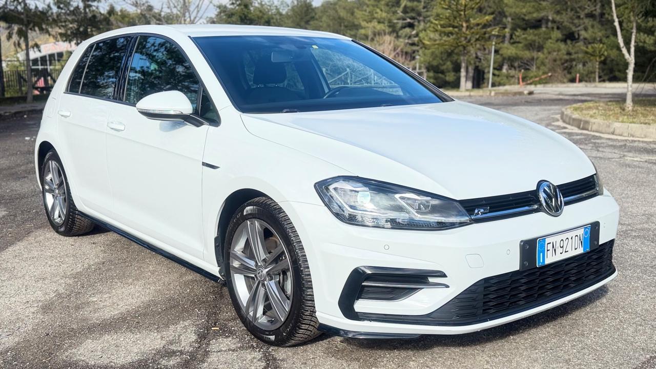 Volkswagen Golf 2.0 TDI DSG 5p. Highline BlueMotion Technology R -Line