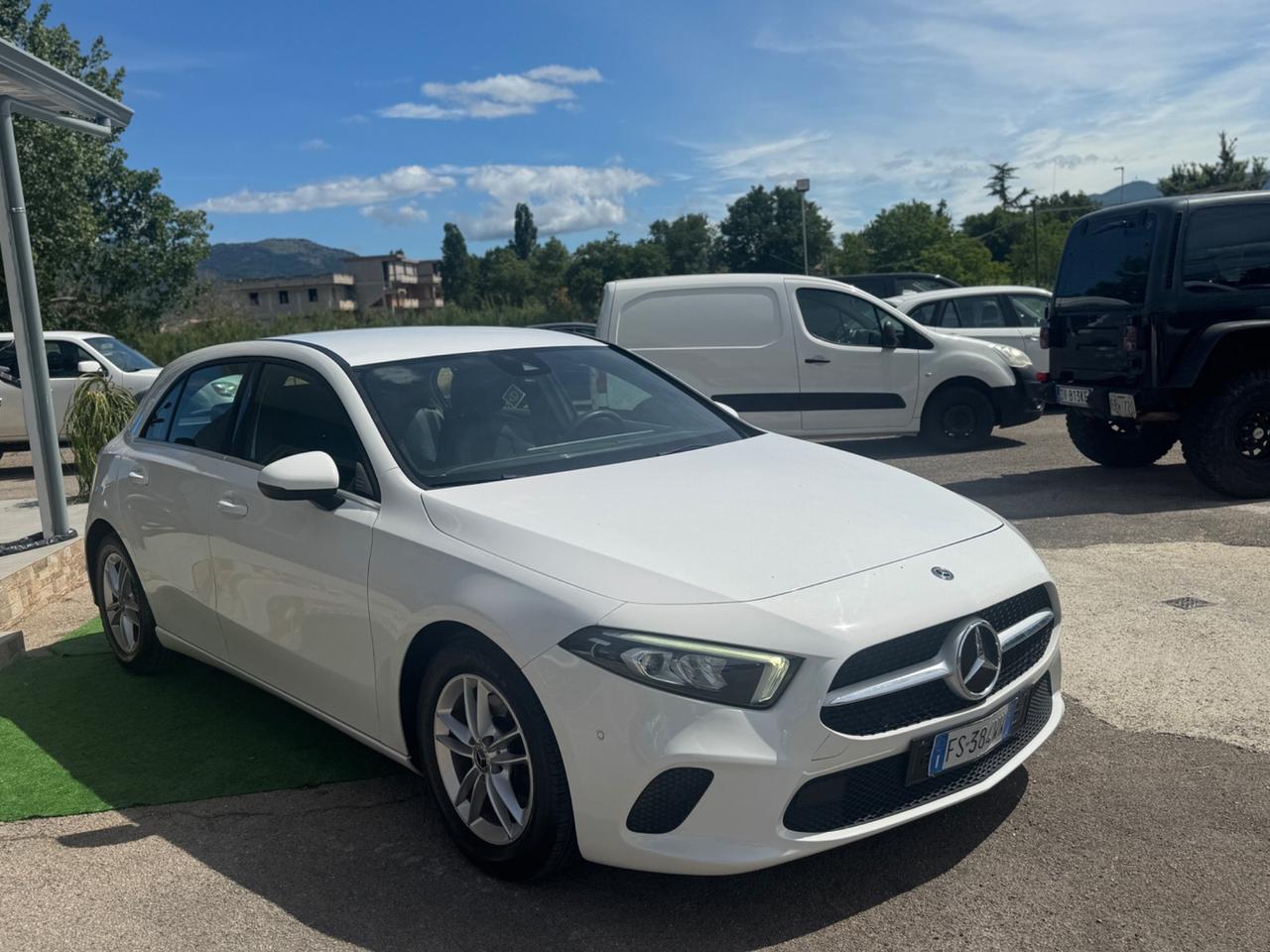 Mercedes-benz A 180 A 180 d Automatic Premium