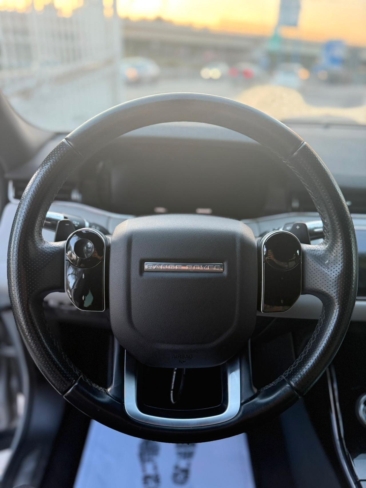 Range Rover Evoque 2.0D I4-L.Flw 150 CV R-Dynamic S
