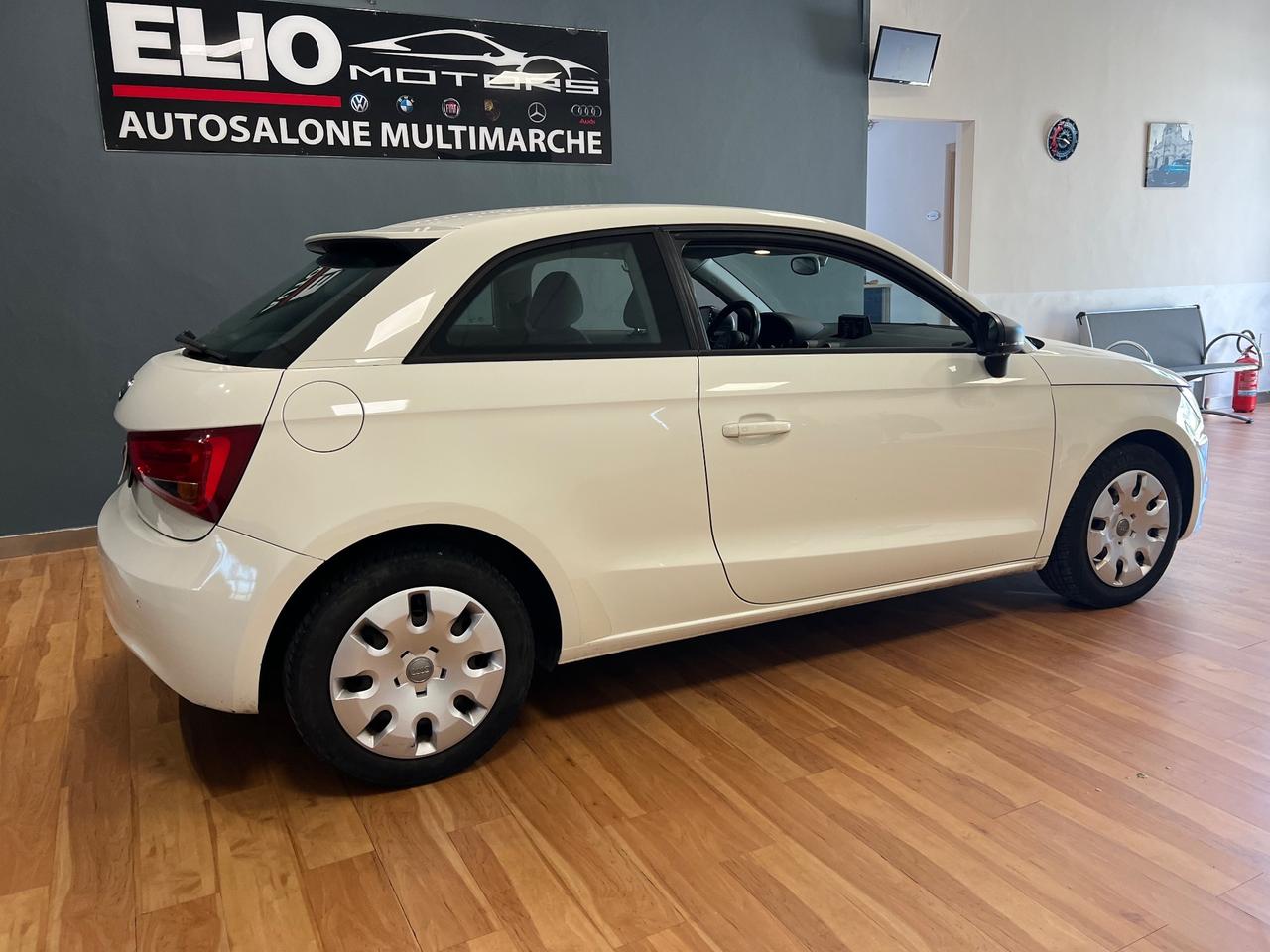 Audi A1 1.6 TDI S line edition plus